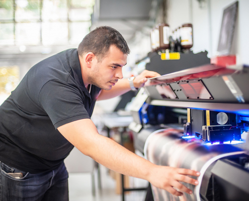 Digital Poster Printer Technician Digital Poster Printer Technician